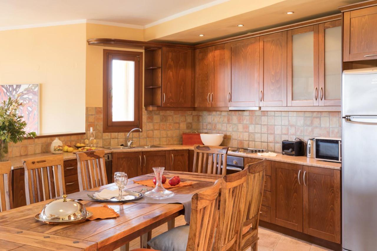 Dendrilia Villa & Suite By Rodostamo Collection Kassiopi Esterno foto