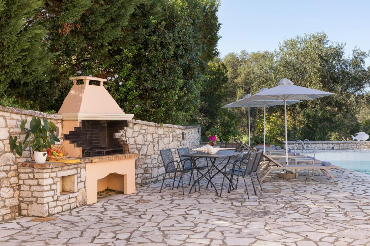 Dendrilia Villa & Suite By Rodostamo Collection Kassiopi Esterno foto